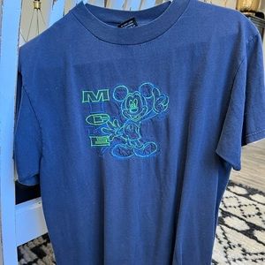 Medium Disney t-shirt